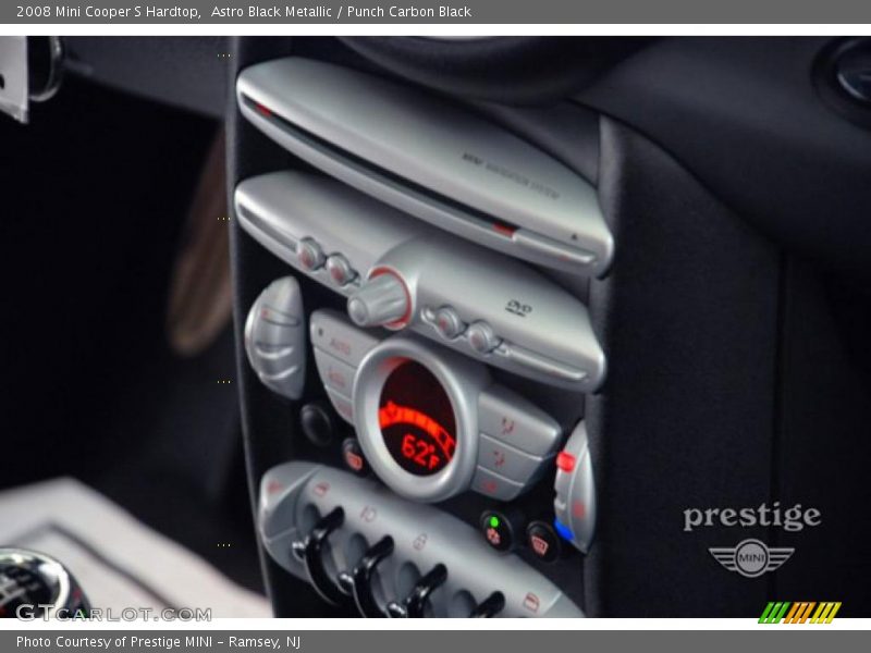 Astro Black Metallic / Punch Carbon Black 2008 Mini Cooper S Hardtop