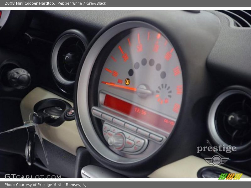 Pepper White / Grey/Black 2008 Mini Cooper Hardtop
