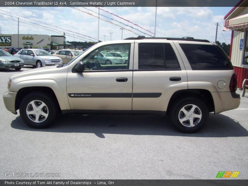 Sandstone Metallic / Light Cashmere 2004 Chevrolet TrailBlazer LS 4x4