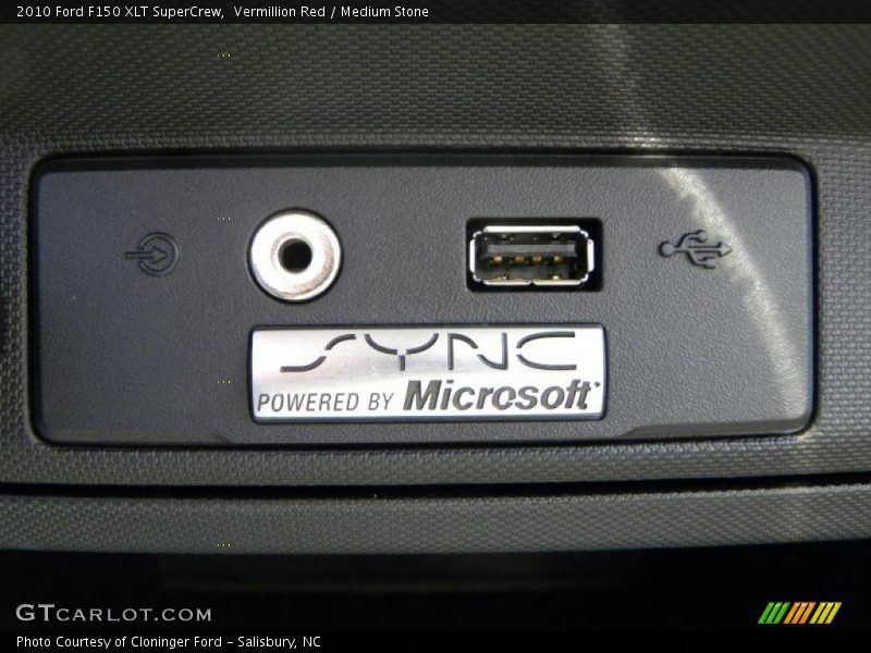 Vermillion Red / Medium Stone 2010 Ford F150 XLT SuperCrew