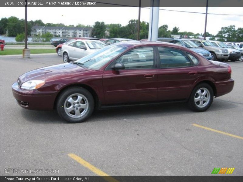 Merlot Metallic / Ebony Black 2006 Ford Taurus SE