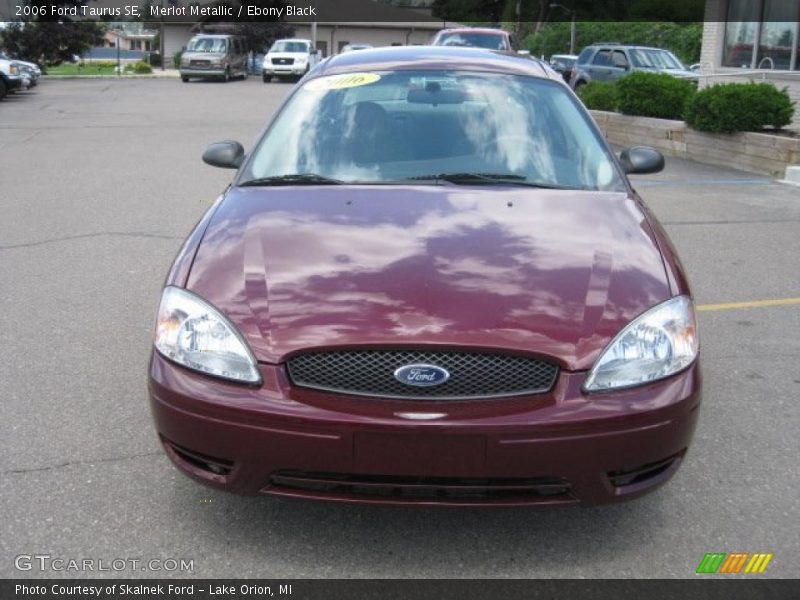 Merlot Metallic / Ebony Black 2006 Ford Taurus SE