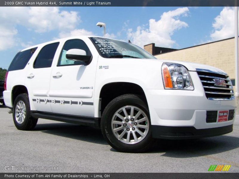 Summit White / Light Titanium 2009 GMC Yukon Hybrid 4x4
