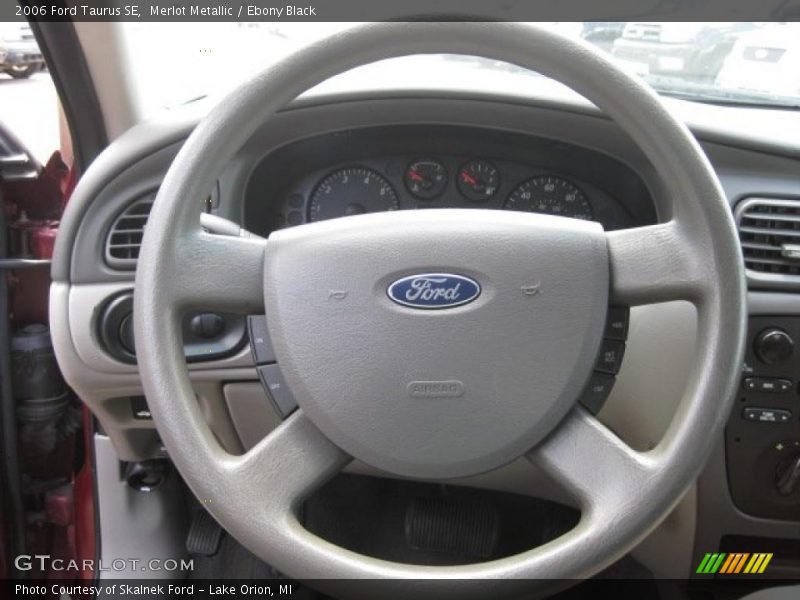 Merlot Metallic / Ebony Black 2006 Ford Taurus SE