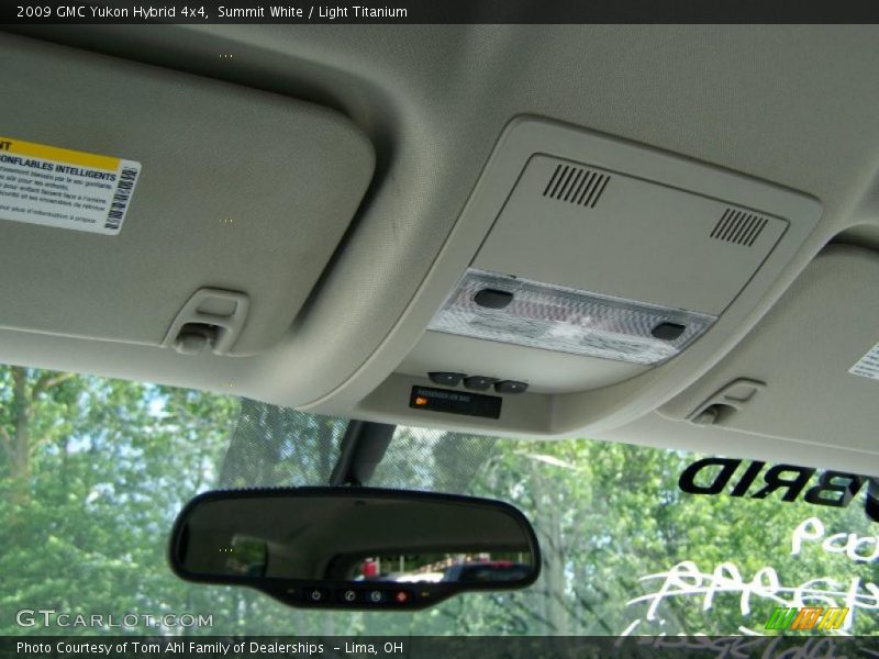 Summit White / Light Titanium 2009 GMC Yukon Hybrid 4x4