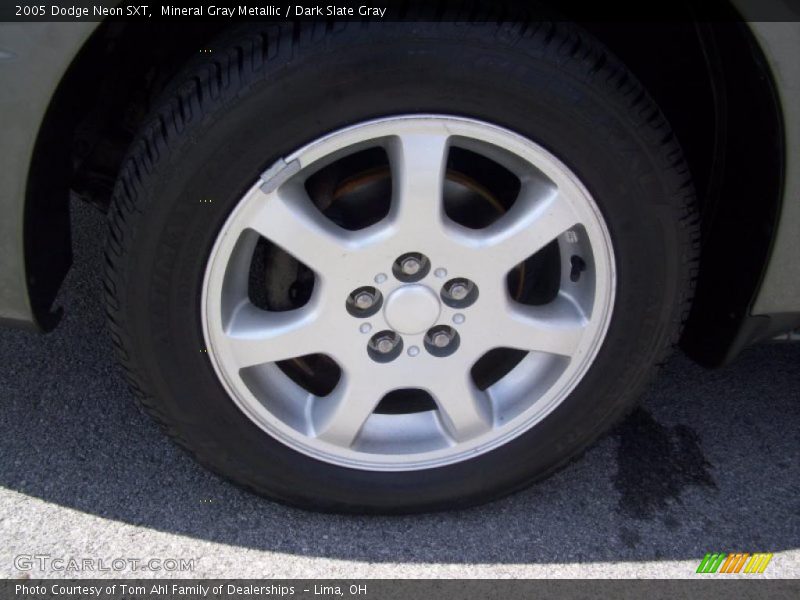 Mineral Gray Metallic / Dark Slate Gray 2005 Dodge Neon SXT
