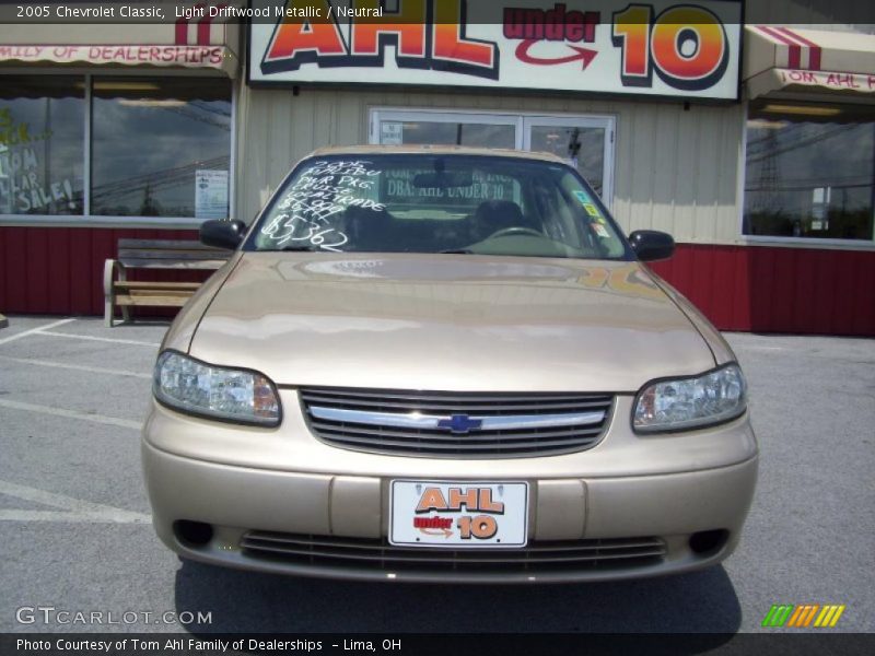 Light Driftwood Metallic / Neutral 2005 Chevrolet Classic