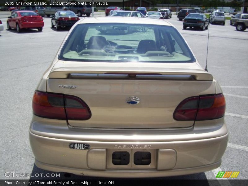 Light Driftwood Metallic / Neutral 2005 Chevrolet Classic