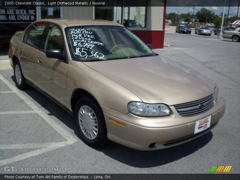 Light Driftwood Metallic / Neutral 2005 Chevrolet Classic