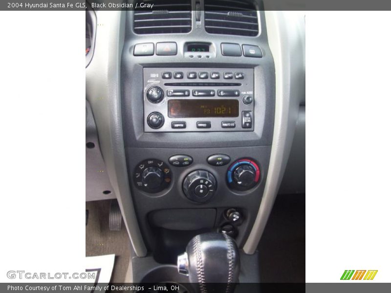 Black Obsidian / Gray 2004 Hyundai Santa Fe GLS