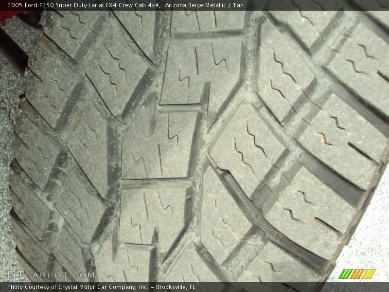 Arizona Beige Metallic / Tan 2005 Ford F250 Super Duty Lariat FX4 Crew Cab 4x4