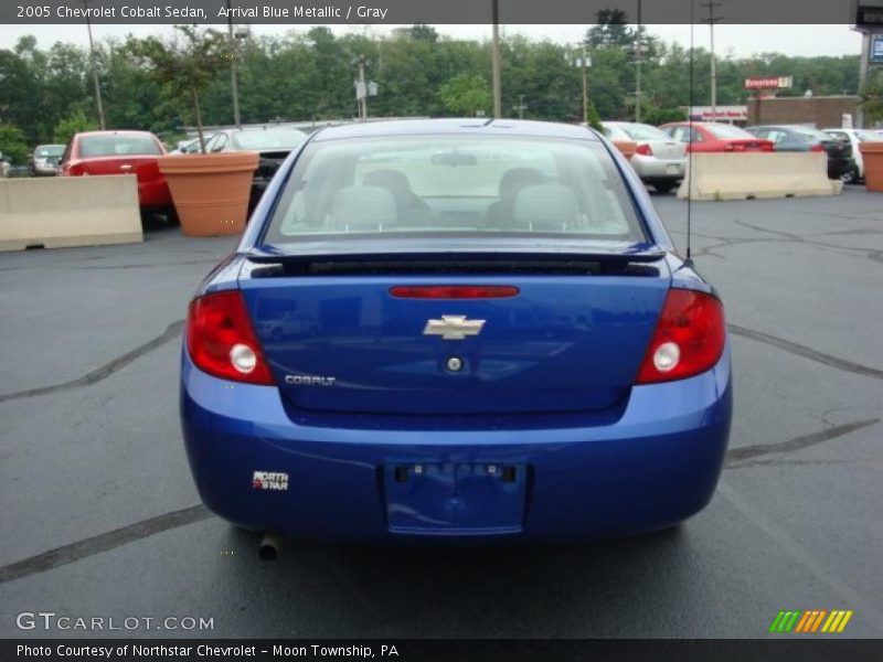 Arrival Blue Metallic / Gray 2005 Chevrolet Cobalt Sedan