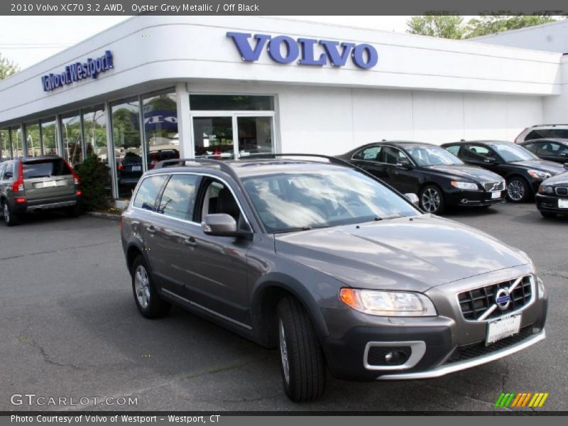 Oyster Grey Metallic / Off Black 2010 Volvo XC70 3.2 AWD