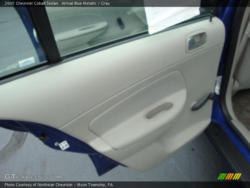 Arrival Blue Metallic / Gray 2005 Chevrolet Cobalt Sedan