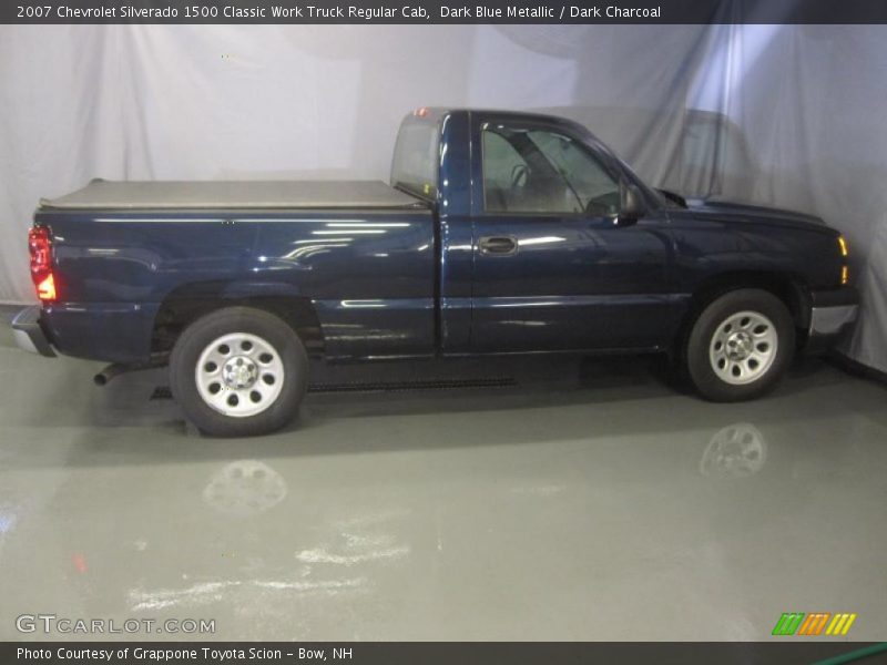 Dark Blue Metallic / Dark Charcoal 2007 Chevrolet Silverado 1500 Classic Work Truck Regular Cab