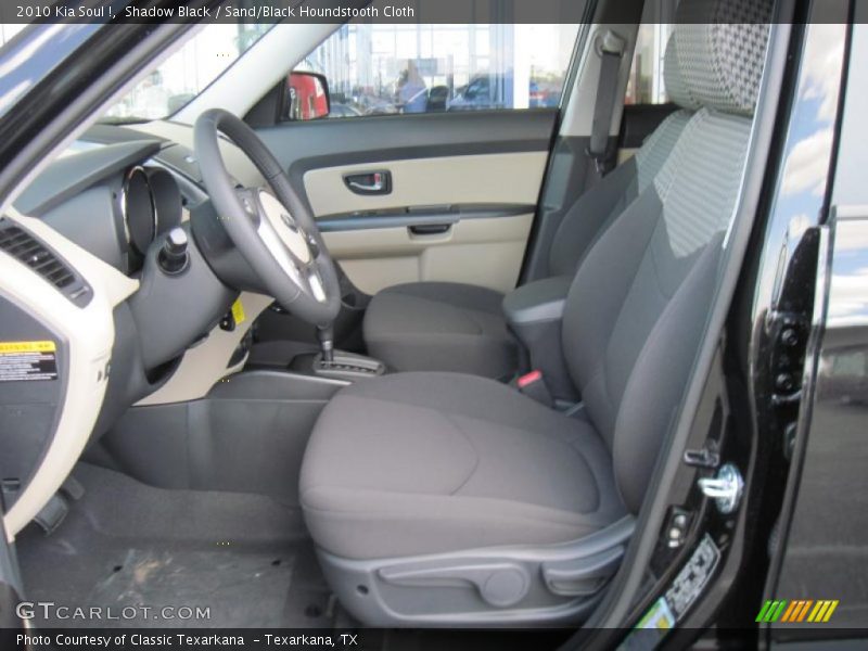 Shadow Black / Sand/Black Houndstooth Cloth 2010 Kia Soul !