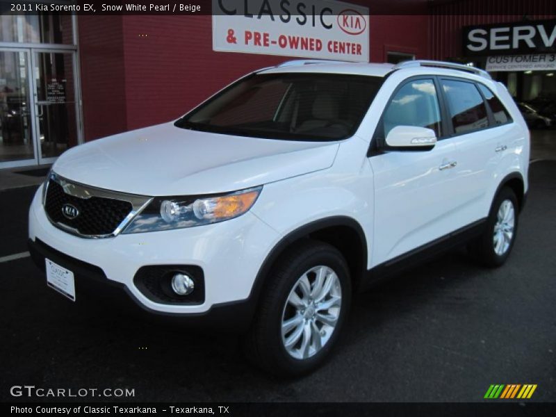 Snow White Pearl / Beige 2011 Kia Sorento EX