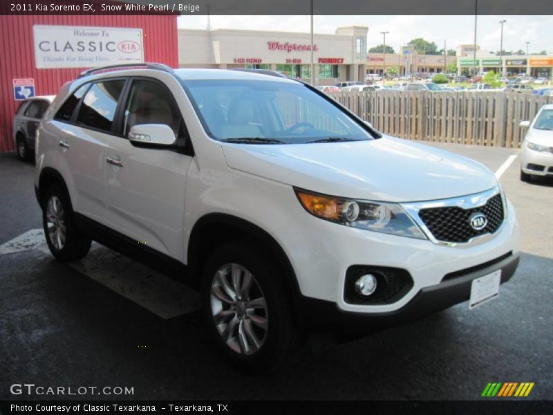 Snow White Pearl / Beige 2011 Kia Sorento EX