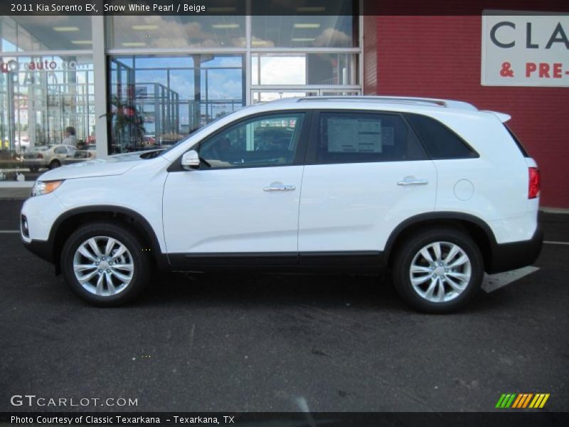 Snow White Pearl / Beige 2011 Kia Sorento EX