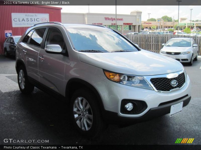 Bright Silver / Black 2011 Kia Sorento LX V6