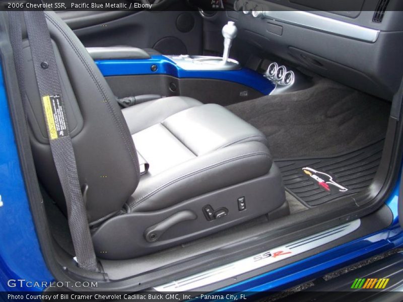 Pacific Blue Metallic / Ebony 2006 Chevrolet SSR