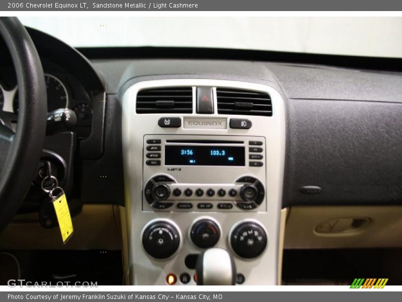 Sandstone Metallic / Light Cashmere 2006 Chevrolet Equinox LT