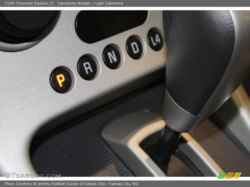 Sandstone Metallic / Light Cashmere 2006 Chevrolet Equinox LT