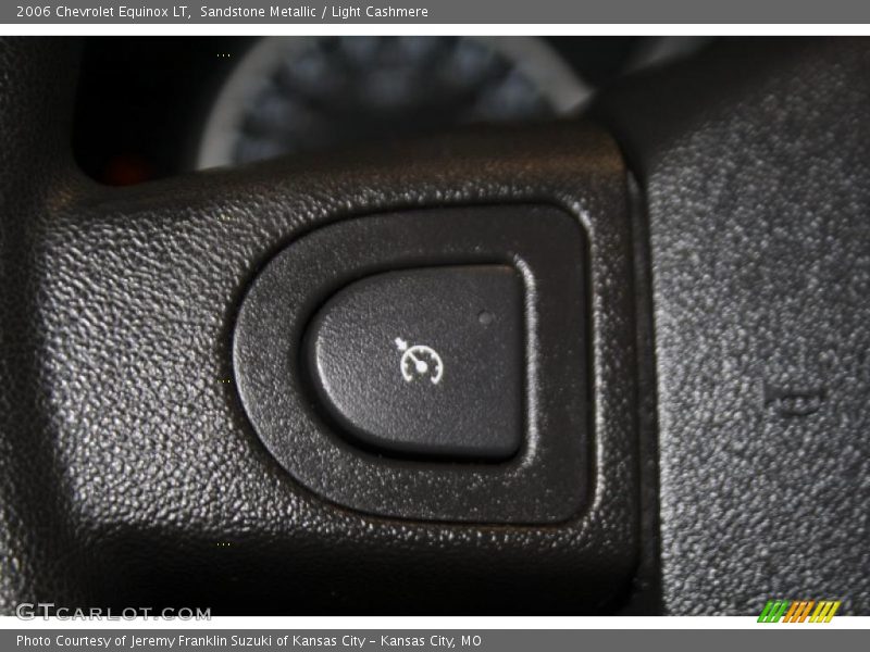 Sandstone Metallic / Light Cashmere 2006 Chevrolet Equinox LT