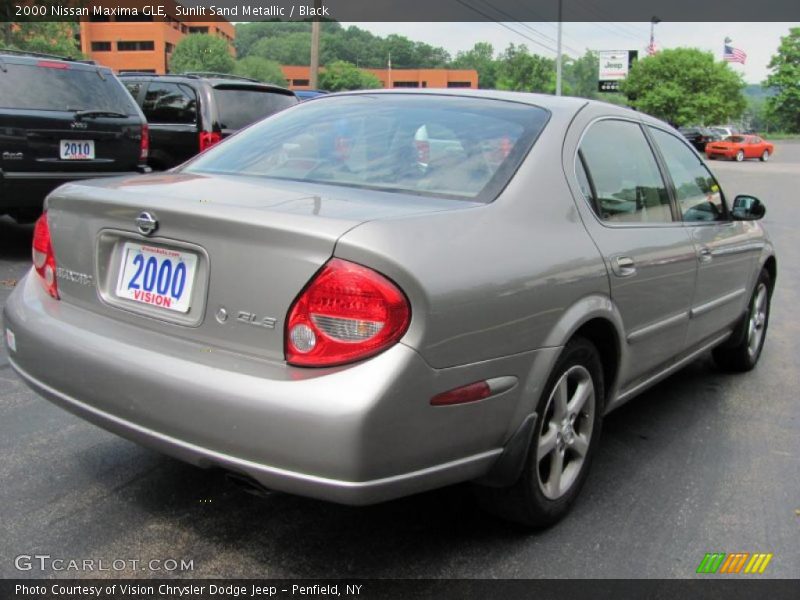 Sunlit Sand Metallic / Black 2000 Nissan Maxima GLE
