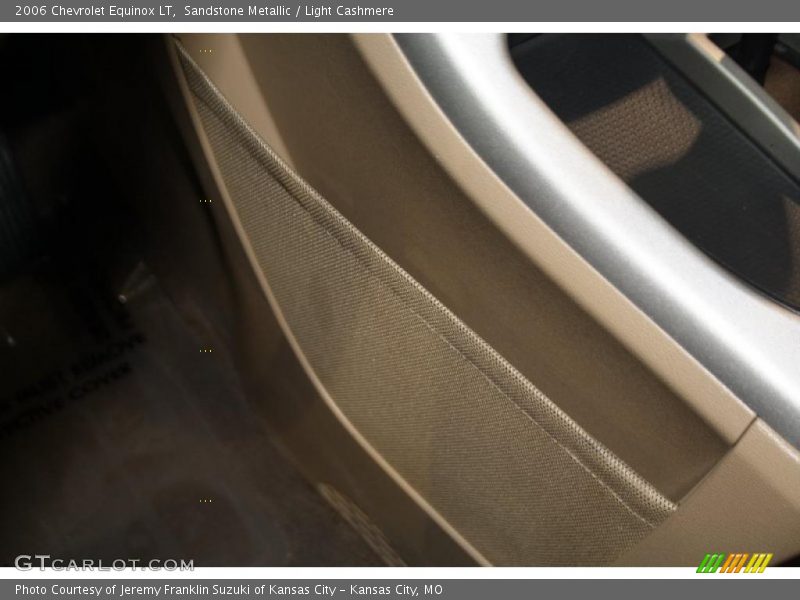 Sandstone Metallic / Light Cashmere 2006 Chevrolet Equinox LT