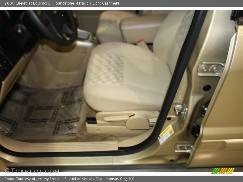 Sandstone Metallic / Light Cashmere 2006 Chevrolet Equinox LT