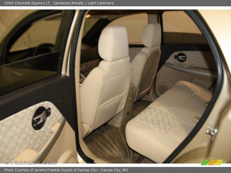 Sandstone Metallic / Light Cashmere 2006 Chevrolet Equinox LT