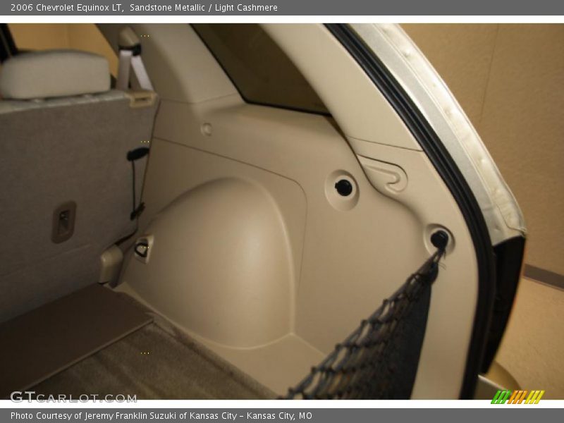 Sandstone Metallic / Light Cashmere 2006 Chevrolet Equinox LT