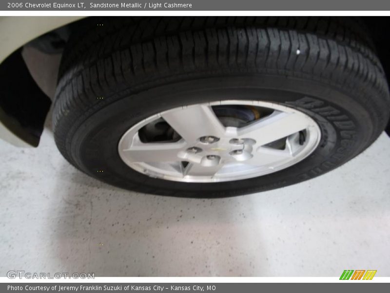 Sandstone Metallic / Light Cashmere 2006 Chevrolet Equinox LT