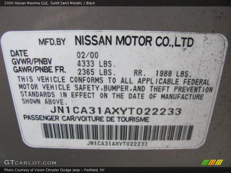 Sunlit Sand Metallic / Black 2000 Nissan Maxima GLE