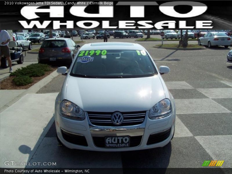 Candy White / Cornsilk Beige 2010 Volkswagen Jetta TDI Sedan