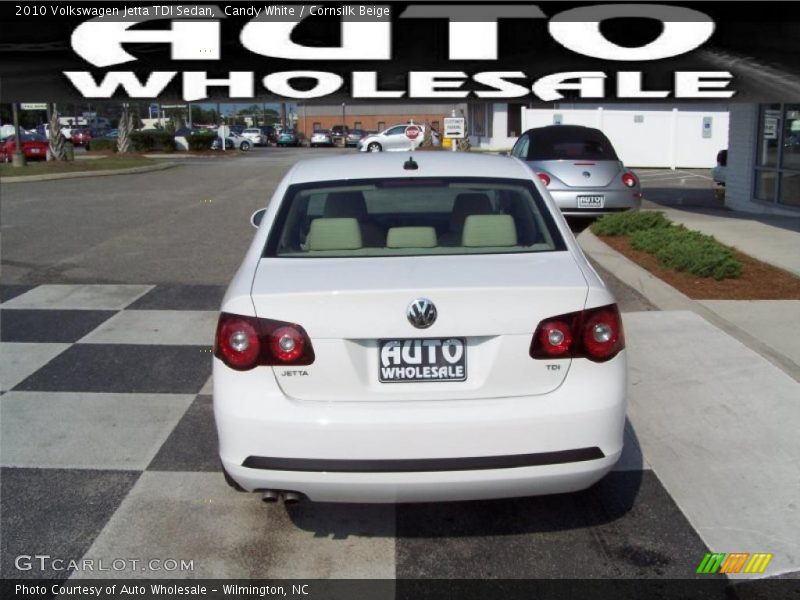 Candy White / Cornsilk Beige 2010 Volkswagen Jetta TDI Sedan