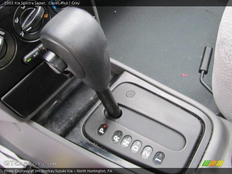 Classic Red / Grey 2003 Kia Spectra Sedan