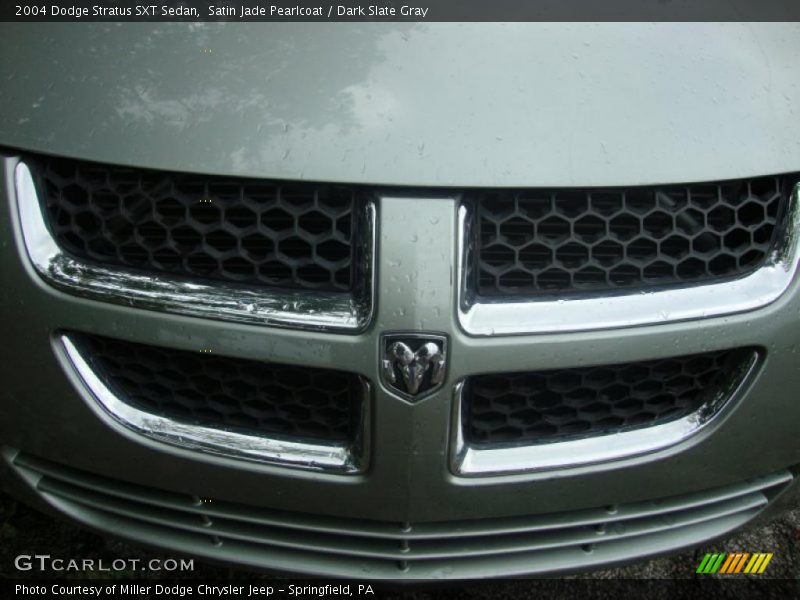 Satin Jade Pearlcoat / Dark Slate Gray 2004 Dodge Stratus SXT Sedan
