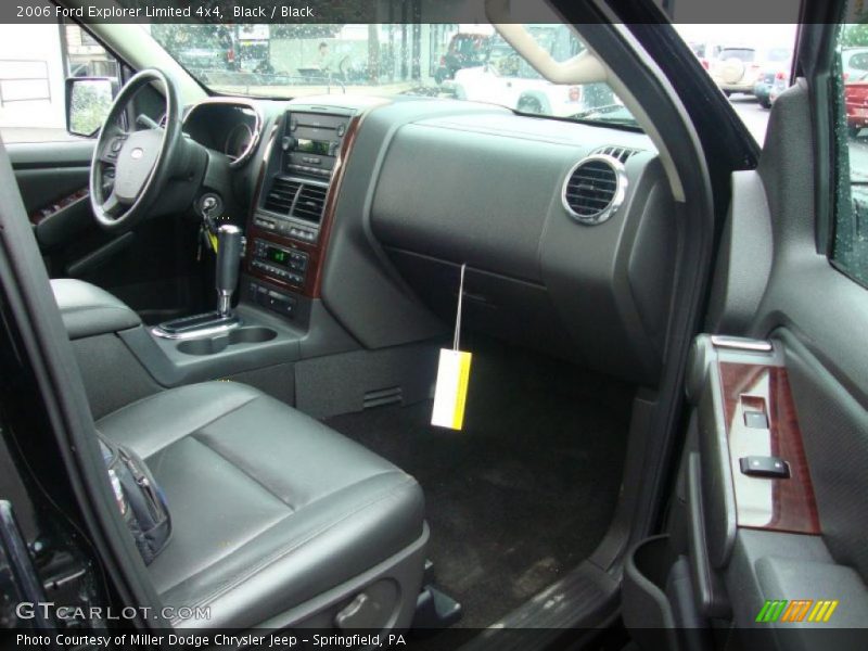 Black / Black 2006 Ford Explorer Limited 4x4