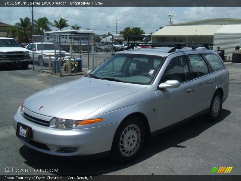 Bright Silver / Gray 2001 Saturn L Series LW300 Wagon