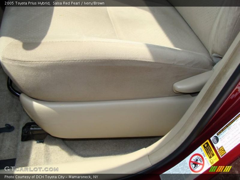 Salsa Red Pearl / Ivory/Brown 2005 Toyota Prius Hybrid