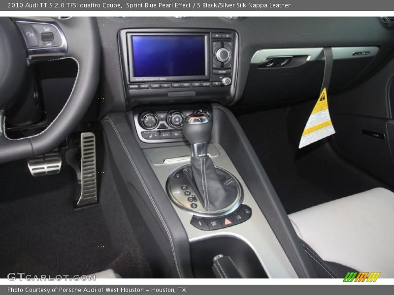 Sprint Blue Pearl Effect / S Black/Silver Silk Nappa Leather 2010 Audi TT S 2.0 TFSI quattro Coupe