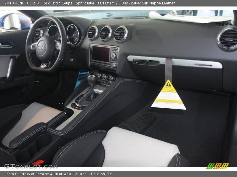 Sprint Blue Pearl Effect / S Black/Silver Silk Nappa Leather 2010 Audi TT S 2.0 TFSI quattro Coupe