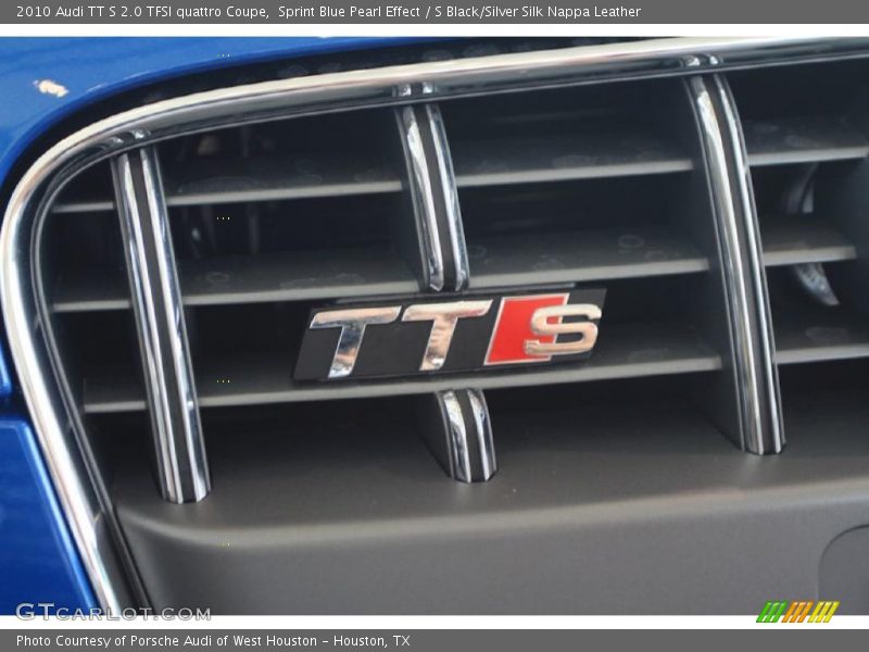 Sprint Blue Pearl Effect / S Black/Silver Silk Nappa Leather 2010 Audi TT S 2.0 TFSI quattro Coupe