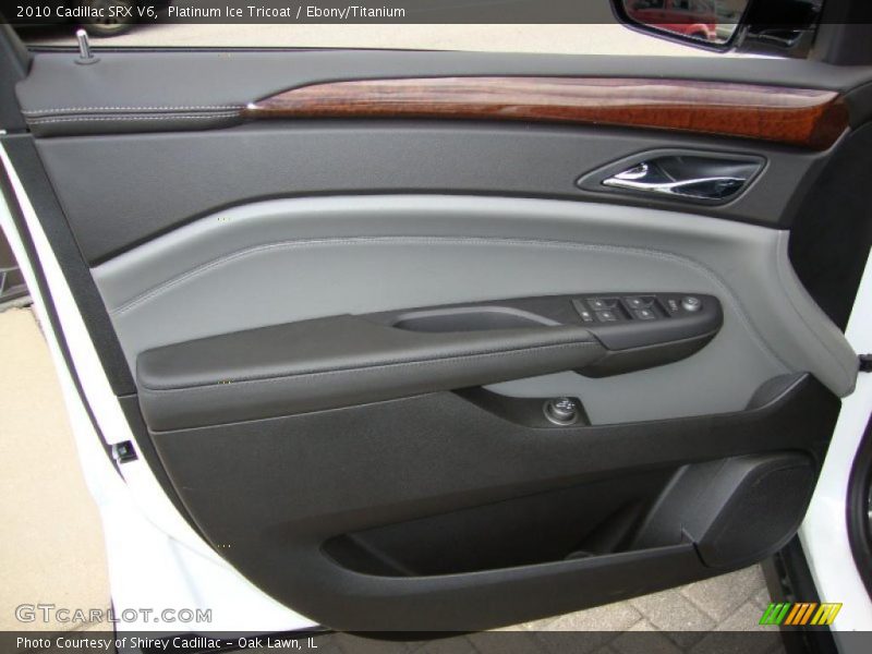 Platinum Ice Tricoat / Ebony/Titanium 2010 Cadillac SRX V6