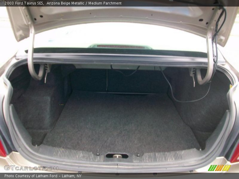 Arizona Beige Metallic / Medium Parchment 2003 Ford Taurus SES