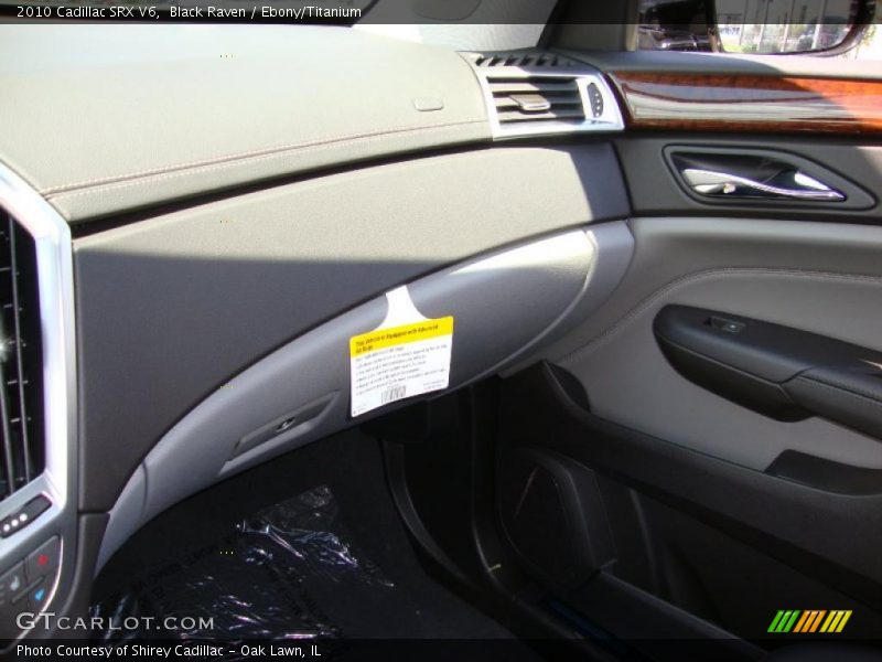 Black Raven / Ebony/Titanium 2010 Cadillac SRX V6