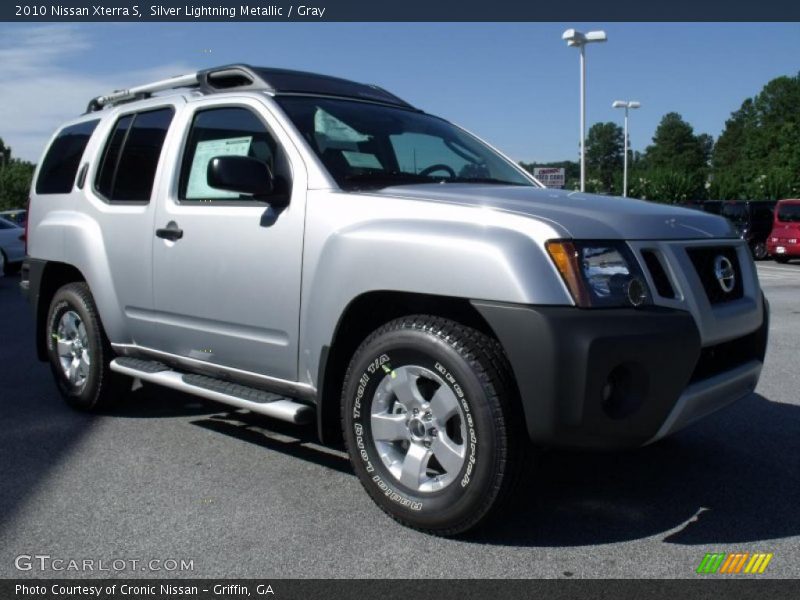 Silver Lightning Metallic / Gray 2010 Nissan Xterra S