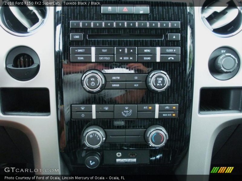 Tuxedo Black / Black 2010 Ford F150 FX2 SuperCab